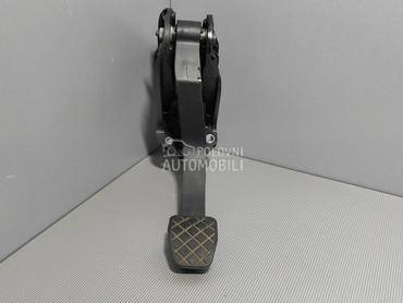 PAPUCICA GASA za Volkswagen Golf 6