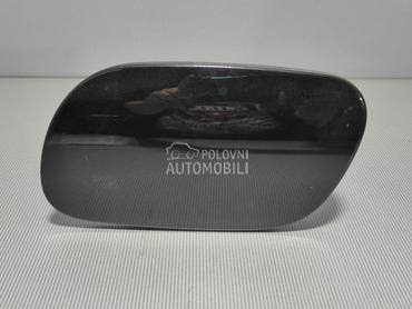 POKLOPAC REZERVOARA za Porsche Cayenne