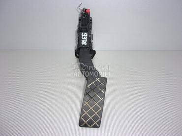 PAPUCICA GASA za Volkswagen Golf 7