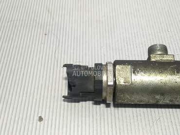 SENZOR PRITISKA GORIVA za Opel Astra H