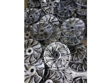 Aprilia Scarabeo remenica