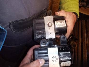 centrala ABS za Ford Kuga od 2008. do 2012. god.