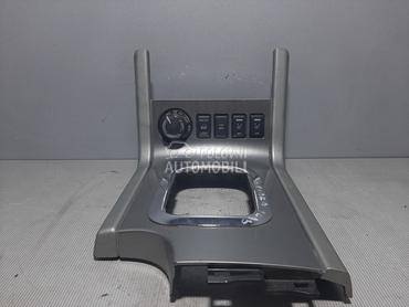 PLASTIKA za Nissan Pathfinder