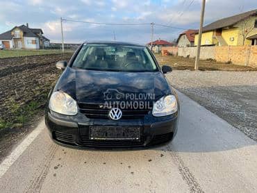 Volkswagen Golf 5 -  kompletan auto u delovima