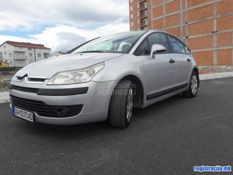 Auto staklo (šoferšajbna, proz