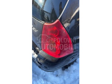 Stop lampa za Peugeot 307 od 2001. do 2007. god.