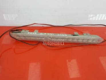 Treće stop svetlo za Peugeot 607 od 2000. do 2010. god.