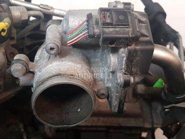 DOZER KLAPNA za Audi A4