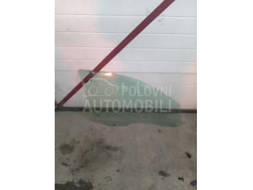 Prednje desno staklo vrata za Ford Focus od 1998. do 2004. god.