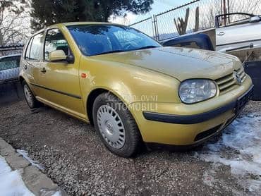 Volkswagen Golf 4 1.9TDI 2000. god. -  kompletan auto u delovima