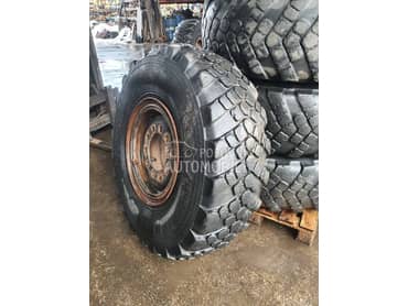 Ostalo 425/85 R20 Zimska