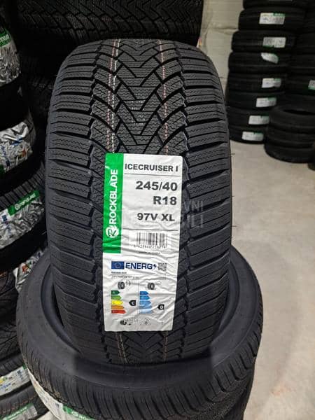 ROCKBLADE 245/40 R18 Zimska