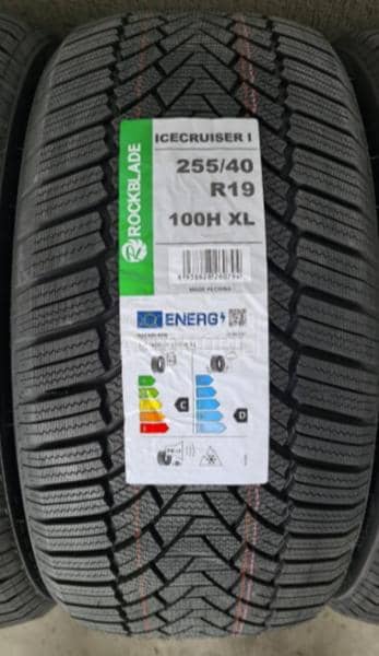 ROCKBLADE 255/40 R19 Zimska