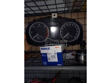 sat za Škoda Fabia od 2008. do 2013. god.