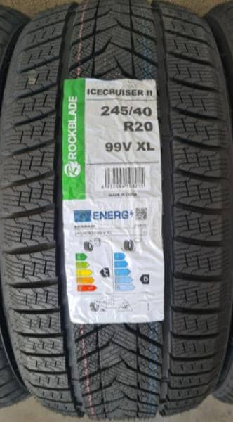ROCKBLADE 275/35 R20 Zimska