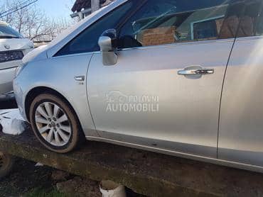 Prednje levo krilo za Opel Zafira od 2012. do 2016. god.