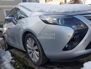 Prednje desno krilo blatobran za Opel Zafira od 2012. do 2018. god.