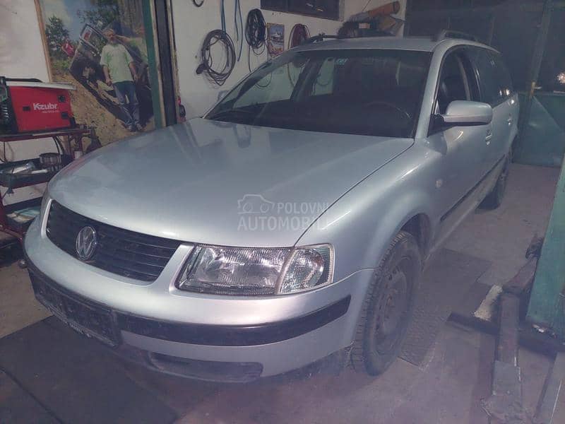 Delovi za Volkswagen Passat B5
