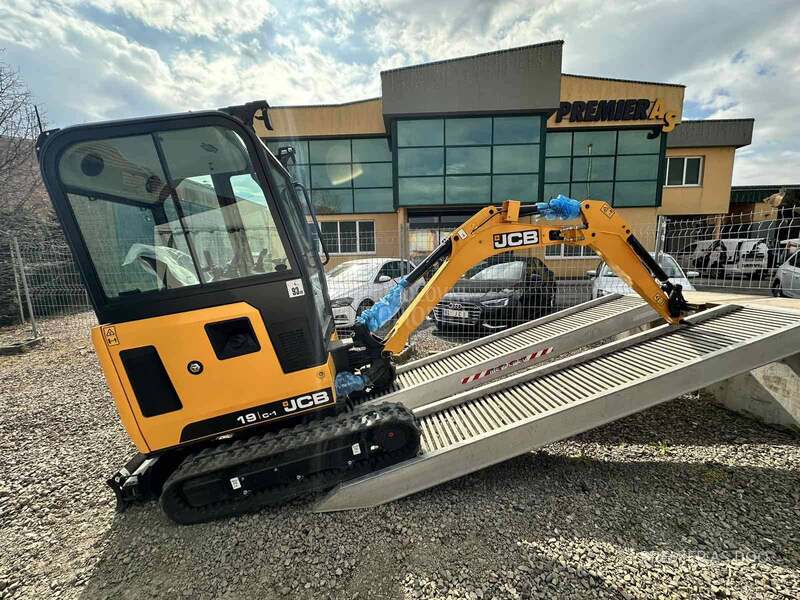 JCB 19C/1
