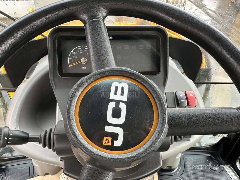 JCB 3CX PLUS