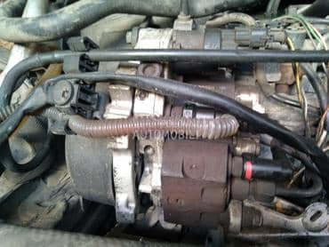 Boš pumpa za Renault Megane od 2000. do 2007. god.