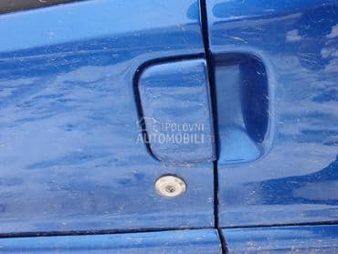 kvaka spoljna za Citroen Saxo od 2000. do 2003. god.