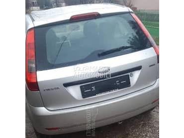 Ford Fiesta 1.5 -  kompletan auto u delovima