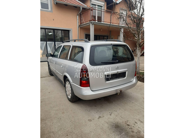 Opel Corsa C -  kompletan auto u delovima