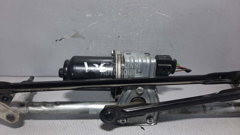 MOTORIC PREDNJEG BRISACA