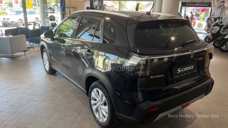 Suzuki SX4 S-Cross PREMIUM 4WD MT