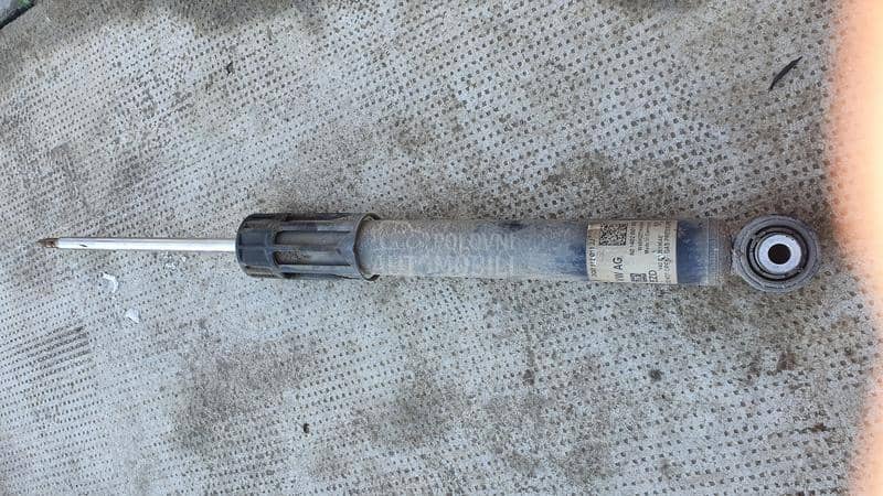 Zadnji gasni amortizer B8