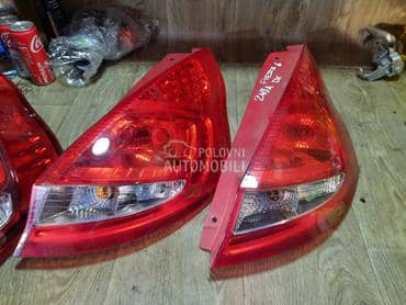 stop svetlo za Ford Fiesta od 2008. do 2017. god.