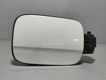 POKLOPAC REZERVOARA za Audi A4