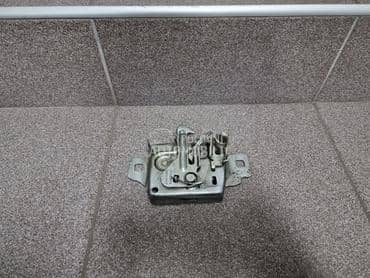 Bravica haube za Renault Kangoo od 2013. do 2018. god.