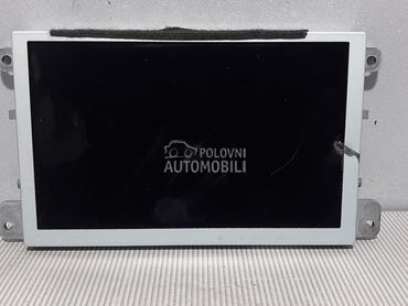 DISPLEJ za Audi Q5