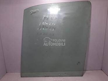 STAKLO za Ford Tourneo Connect