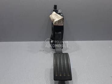 PAPUCICA GASA za Ford Focus