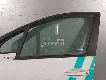 STAKLO za Peugeot 208