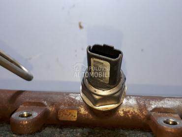 SENZOR PRITISKA GORIVA za Renault Megane