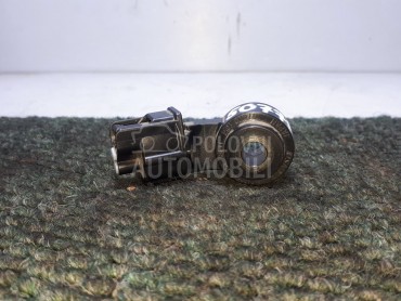 SENZOR za Toyota Auris