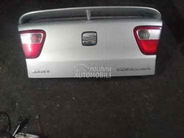 Hauba zadnja za Seat Cordoba od 1999. do 2001. god.