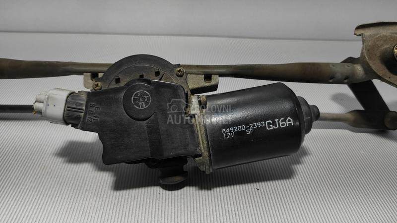 MOTORIC PREDNJEG BRISACA