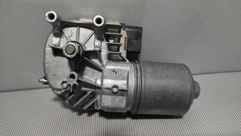 MOTORIC PREDNJEG BRISACA