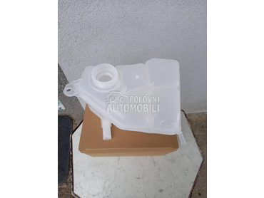 boca za antifriz 1.25,1.3,1.4b za Ford Fiesta, Fusion od 2002. do 2008. god.
