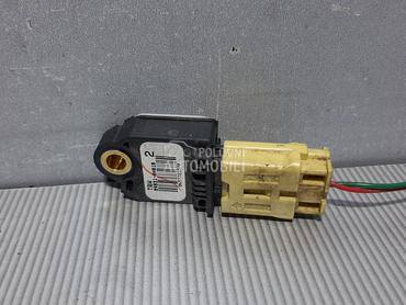 SENZOR AIRBAGA za Toyota Yaris