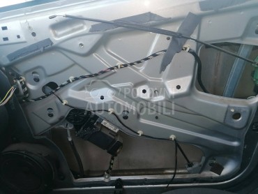 Podizac stakla za Škoda Octavia od 1997. do 2007. god.