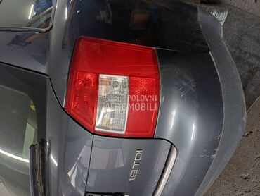 lampe a4 karavan kao nove za Audi A4, A6 od 2001. do 2005. god.