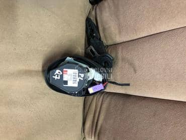 Levi vozacev pojas za Audi Q7 od 2006. do 2014. god.