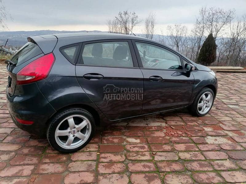 Ford Fiesta 1.4tdci 2009. god. -  kompletan auto u delovima