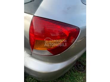 Stop svetla za Kia Rio od 2001. do 2005. god.